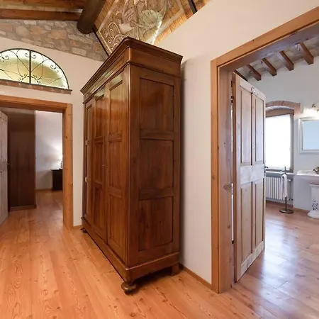 Manerba: Vista E Piscina Privata Villa *